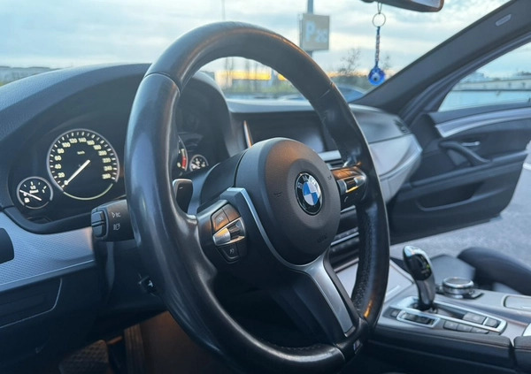 BMW Seria 5 cena 90100 przebieg: 222000, rok produkcji 2015 z Szczecin małe 106